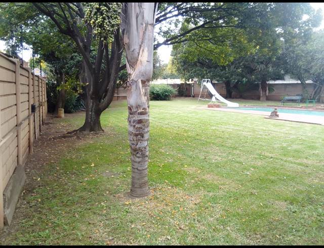 4 BEDROOM HOUSE FOR SALE IN GLEN MARAIS